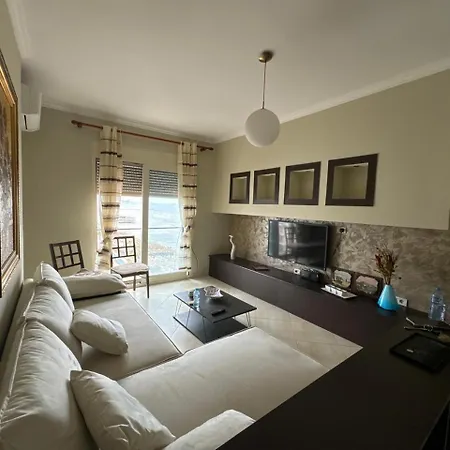 Aura Seaview Apartament