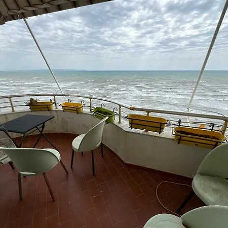 Aura Seaview Apartament Appartamento Durrës