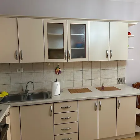 Aura Seaview Apartament Apartment *